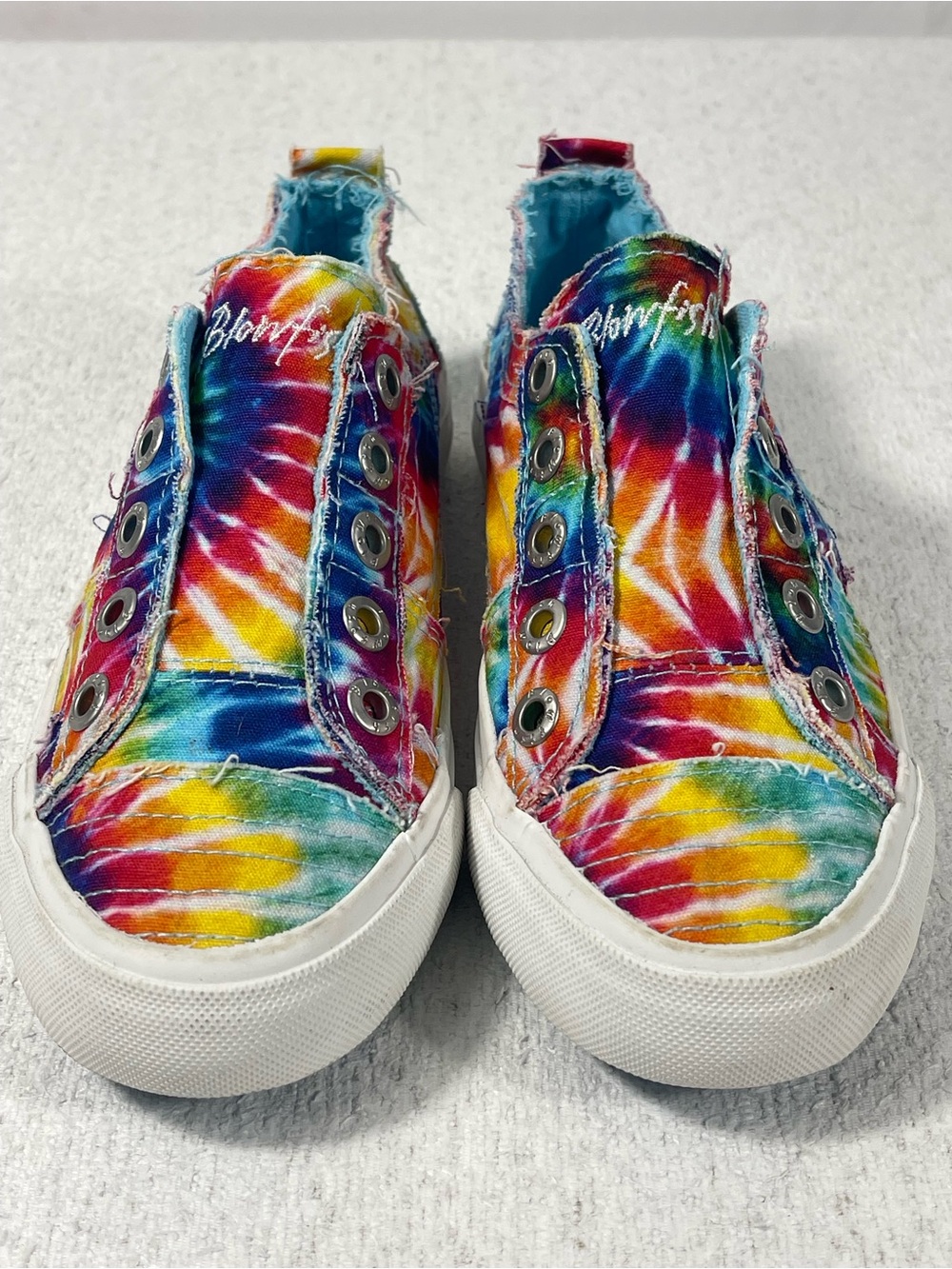 Blowfish Womens Malibu Rainbow Tie Dye Canvas Sneakers Sz 6, New. SKU#0680